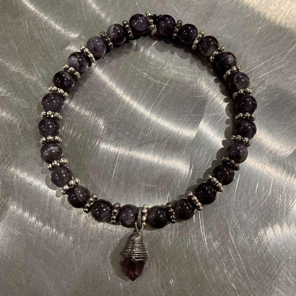 Amethyst beaded bracelet